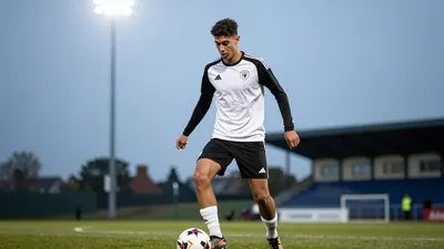 Blackpool midfielder Theo Upton signs for Fylde on loan, making his debut for the Coasters in Saturday's trip to Woking